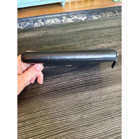 CHANEL Camellia Lambskin Round Zipper Long Wallet - Picture 8 of 13